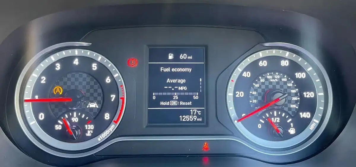 2022-hyundai-i10-10-t-gdi-n-line-big-8