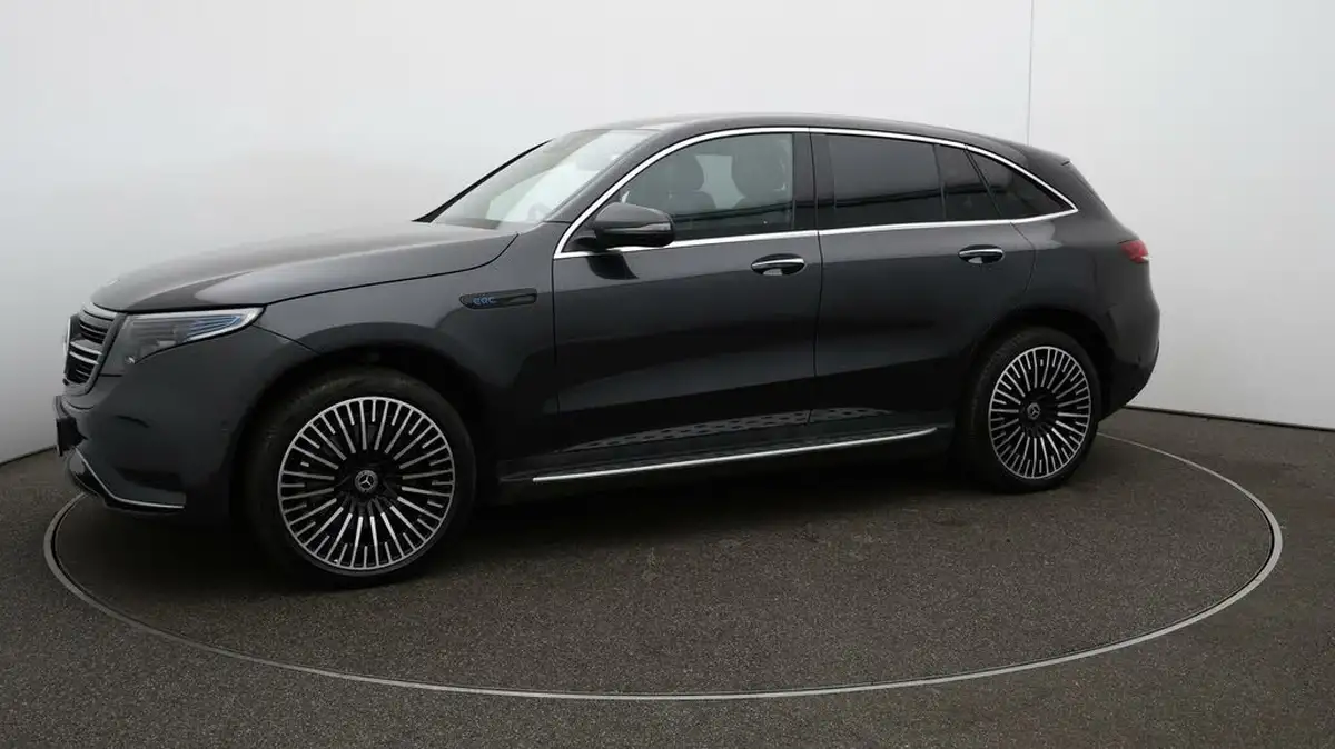 2022-mercedes-benz-eqc-e-eqc-400-amg-line-premium-big-62