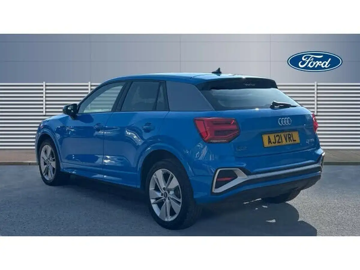 2021-audi-q2-15-35-tfsi-s-line-tronic-big-1