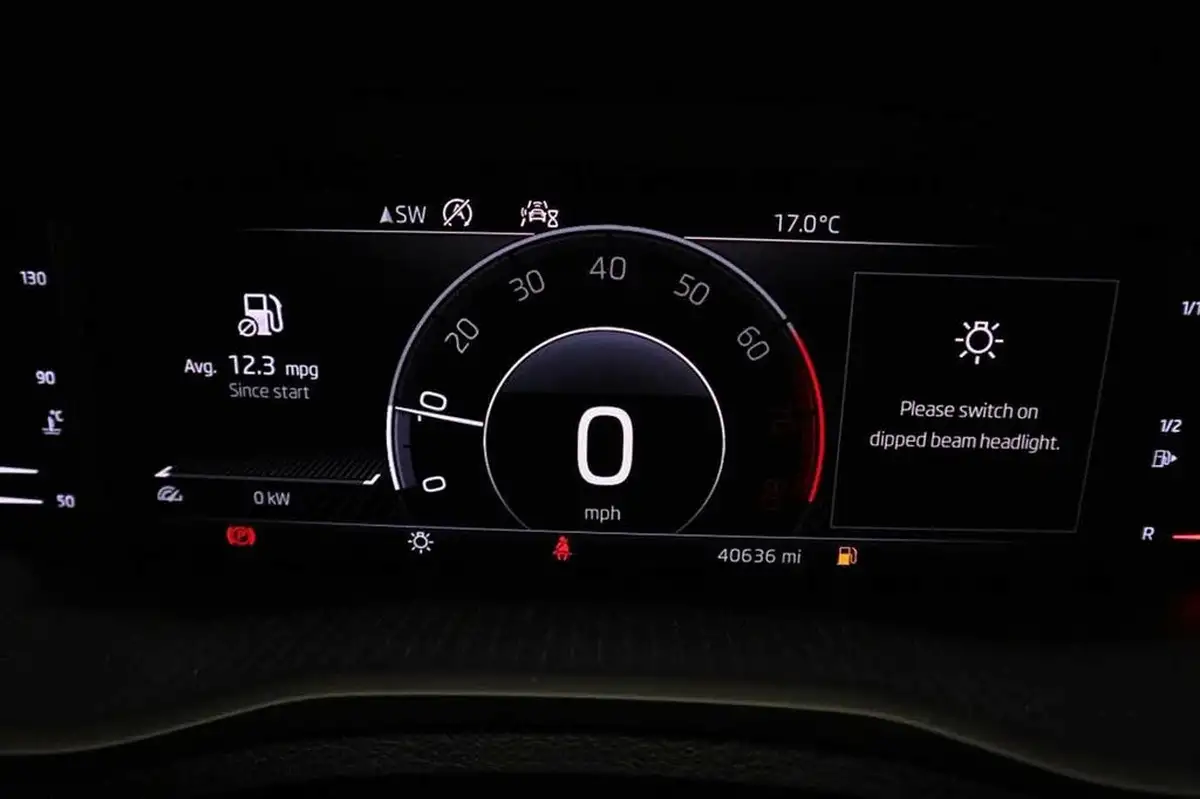 2019-skoda-karoq-10-tsi-se-l-big-8