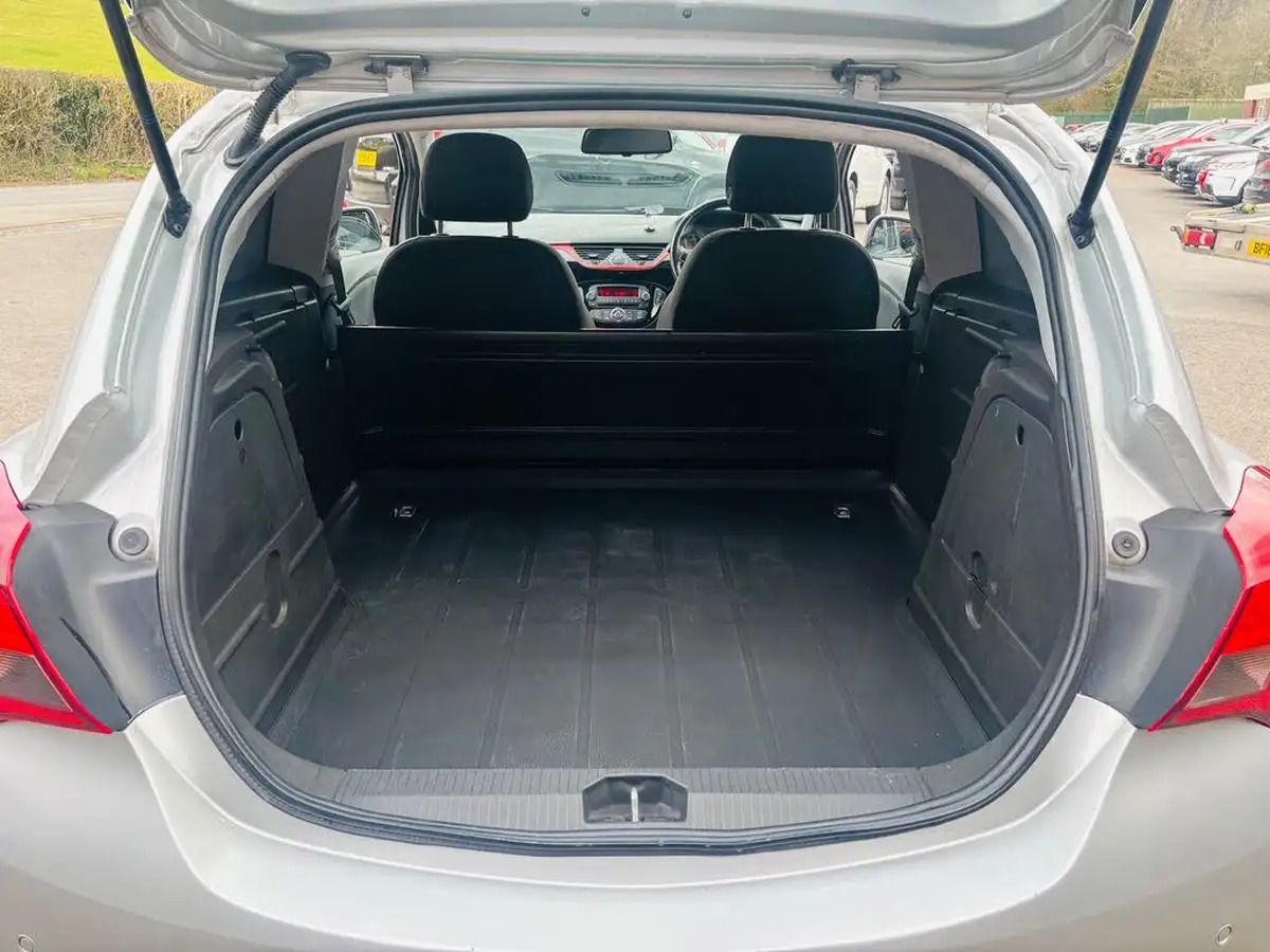 2017-vauxhall-corsavan-13cdti-sportive-big-8