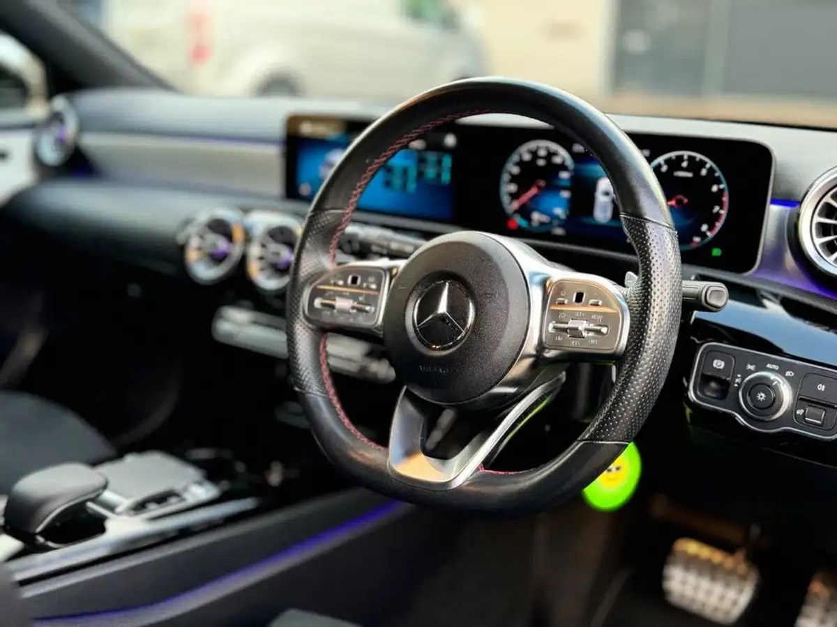 2020-mercedes-benz-a-class-13-a200-amg-line-premium-hatchback-5d-7g-dct-big-31