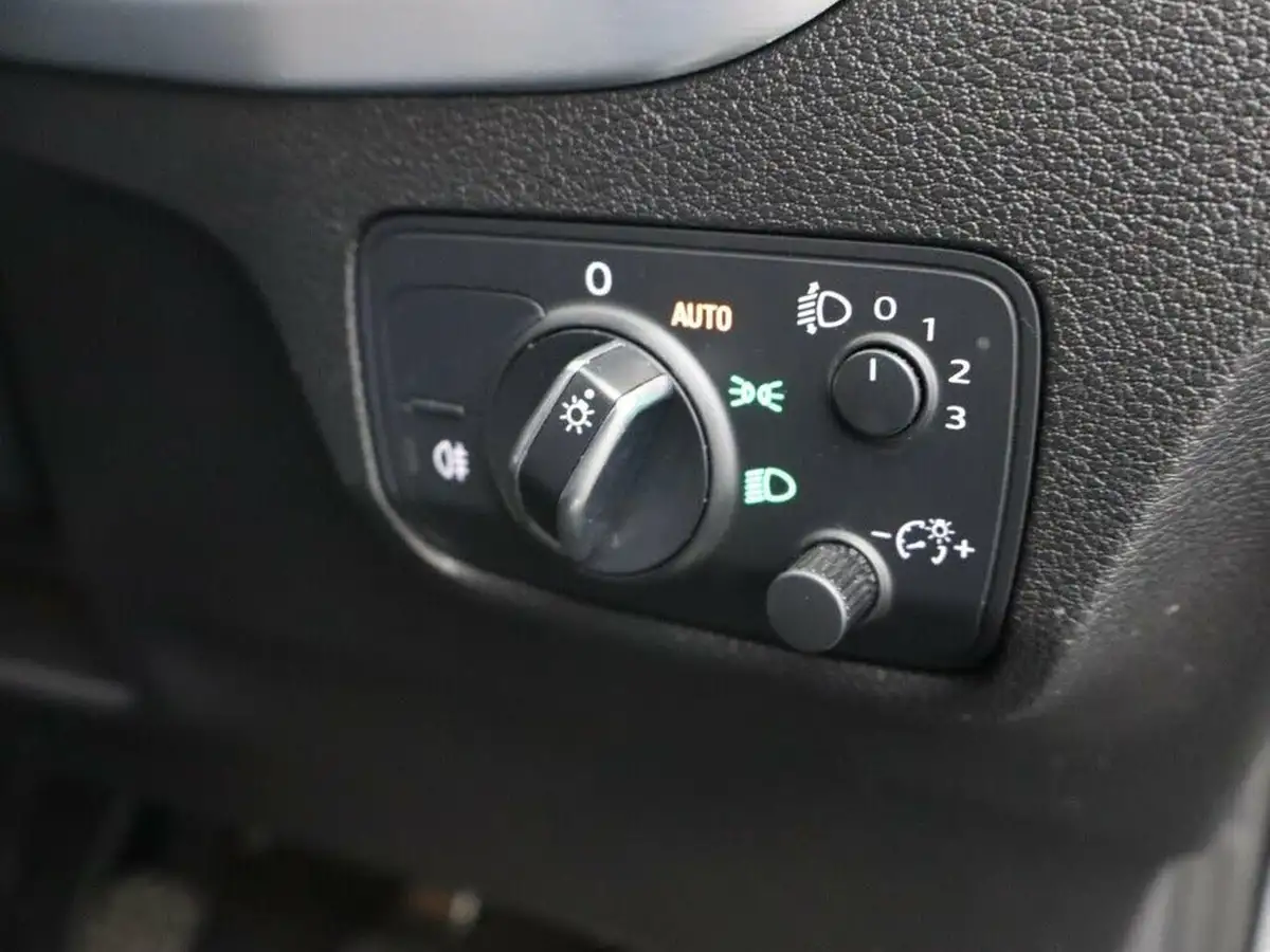 2019-audi-q2-16-30-tdi-sport-big-20