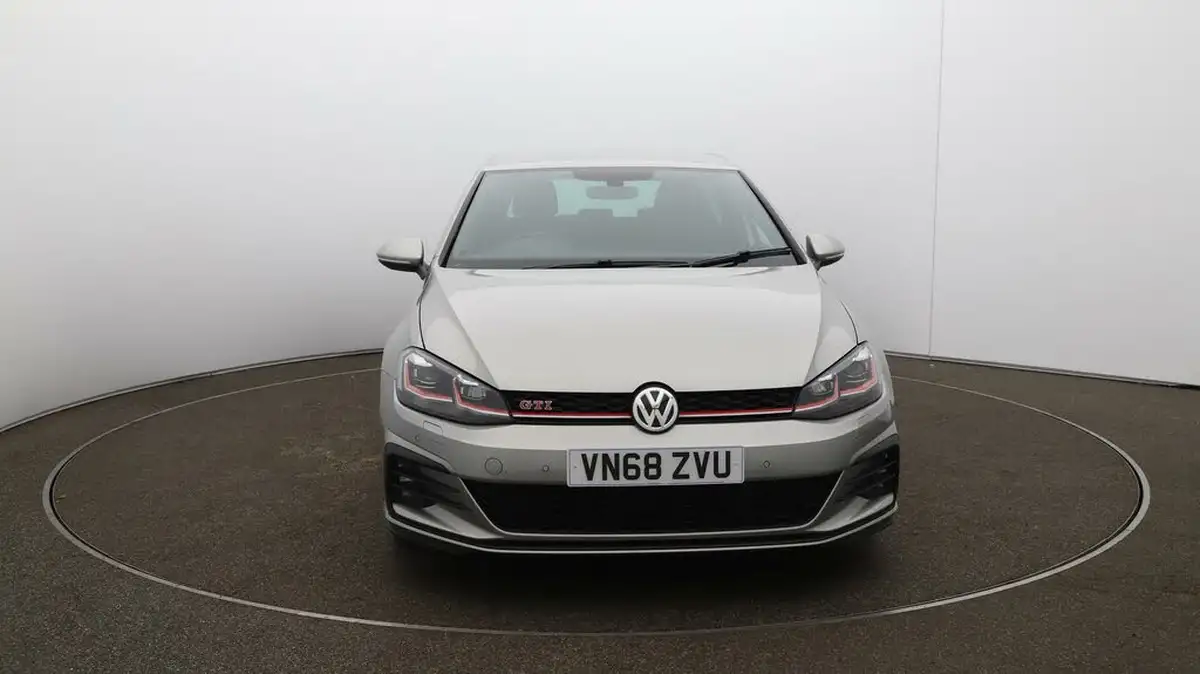2018-volkswagen-golf-20-tsi-gti-performance-5d-dsg-big-32