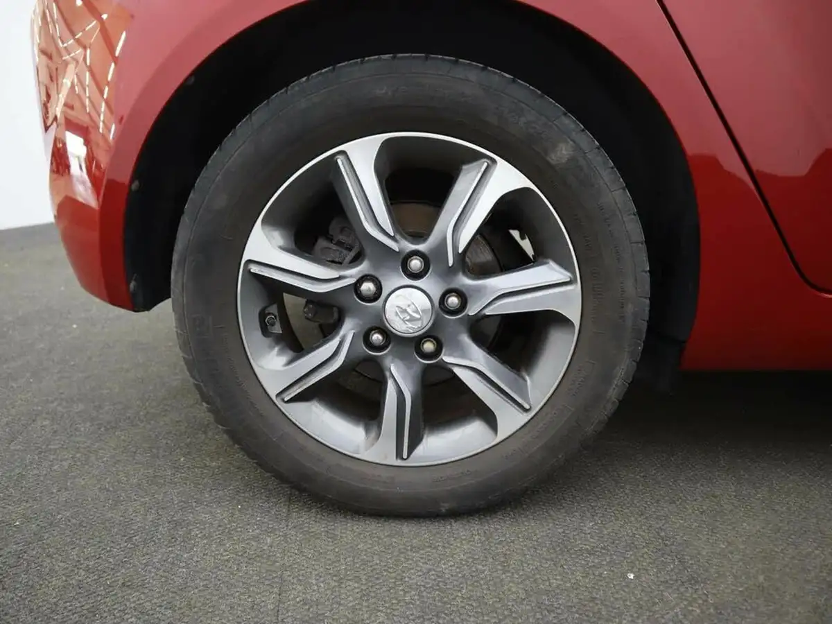 2019-hyundai-ix20-16-se-nav-big-5