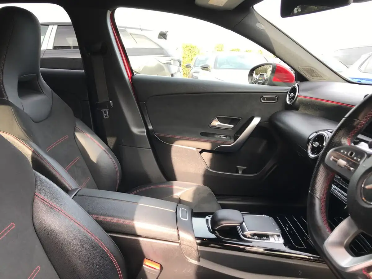 2019-mercedes-benz-a-class-15d-a180d-amg-line-executive-hatchback-5d-7g-dct-big-3