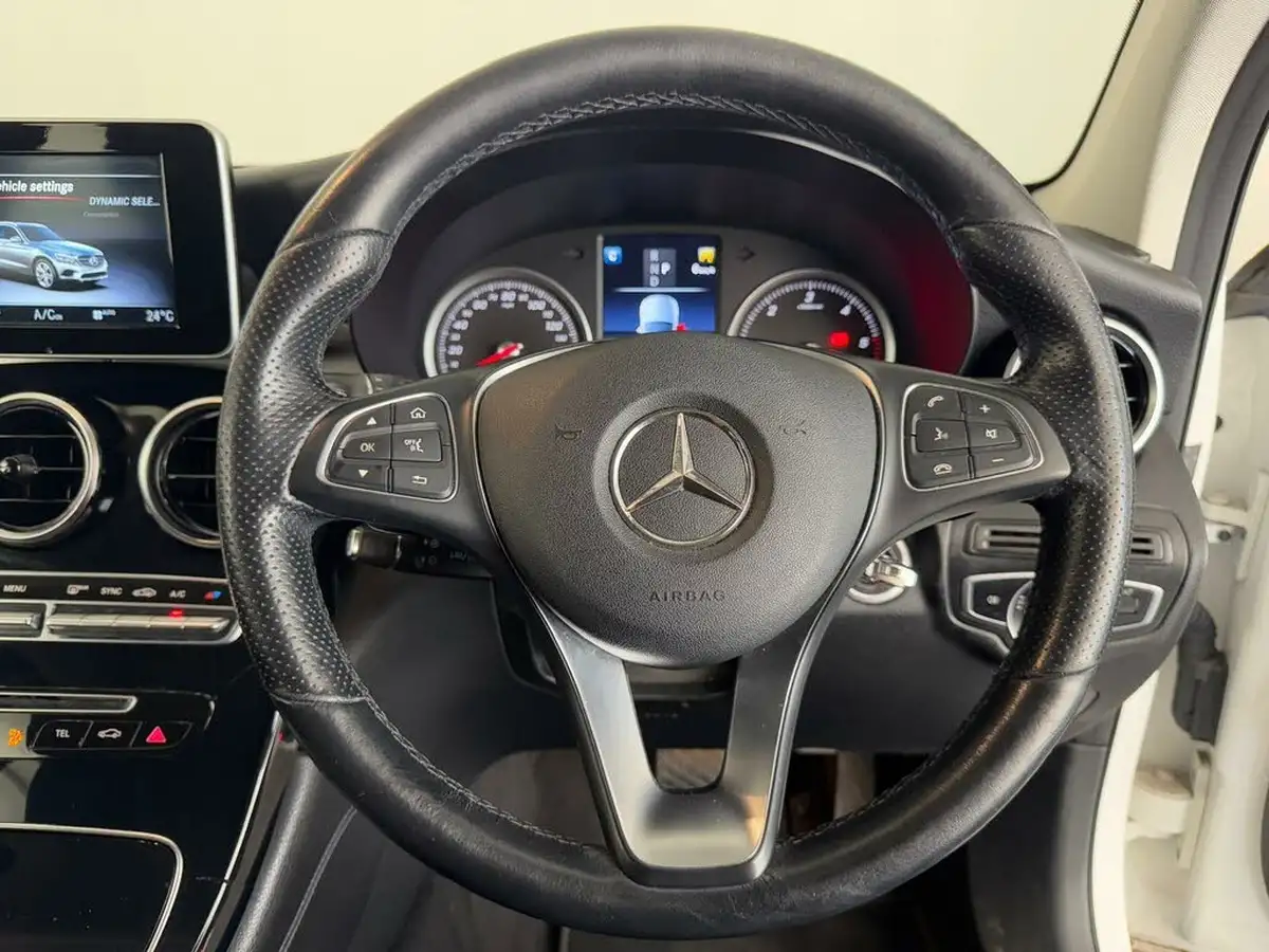 2018-mercedes-benz-glc-class-21d-glc220d-urban-edition-big-29