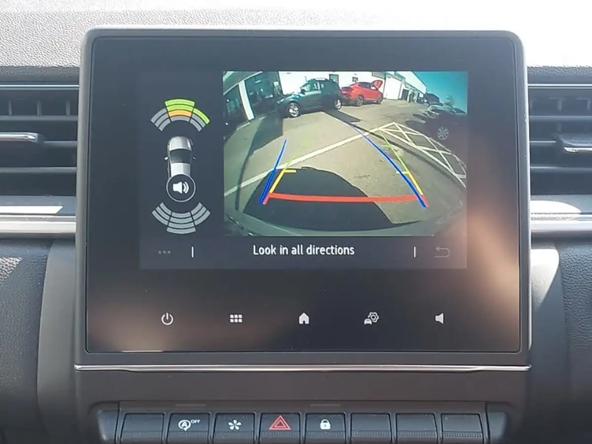 2024-renault-captur-10-tce-techno-big-9