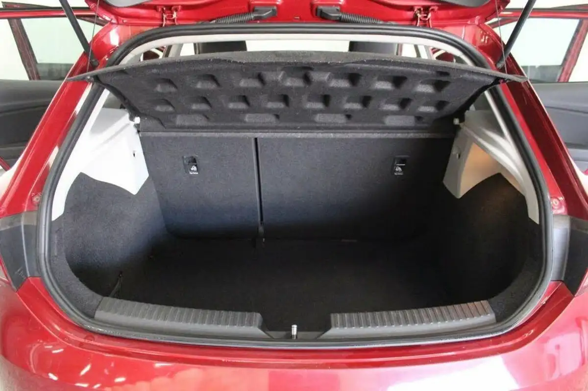 2013-seat-leon-16tdi-se-tech-pack-cr-105ps-hatchback-5d-big-14