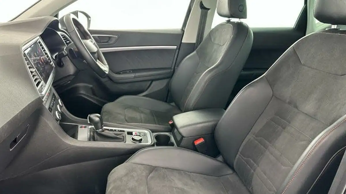 2023-seat-ateca-15-ecotsi-fr-dsg-big-40