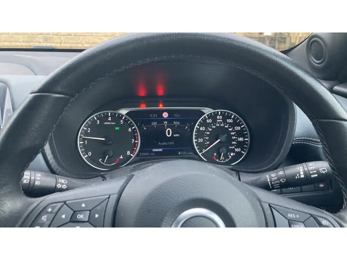 2021-nissan-juke-10-dig-t-enigma-big-17