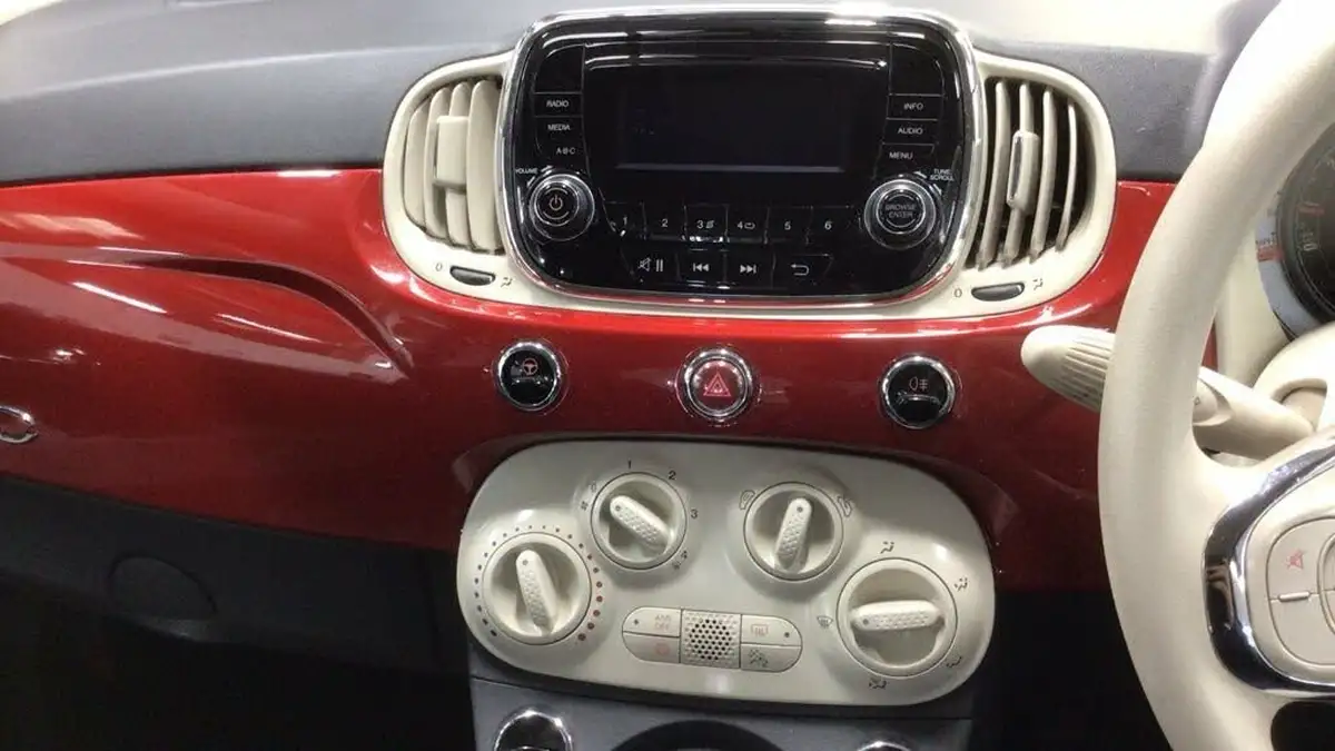 2015-fiat-500-12-pop-ss-big-9