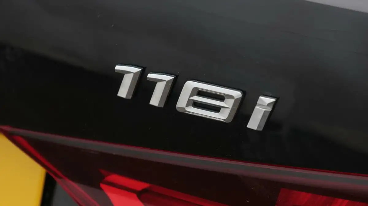 2022-bmw-1-series-15-118i-m-sport-lcp-dct-big-20