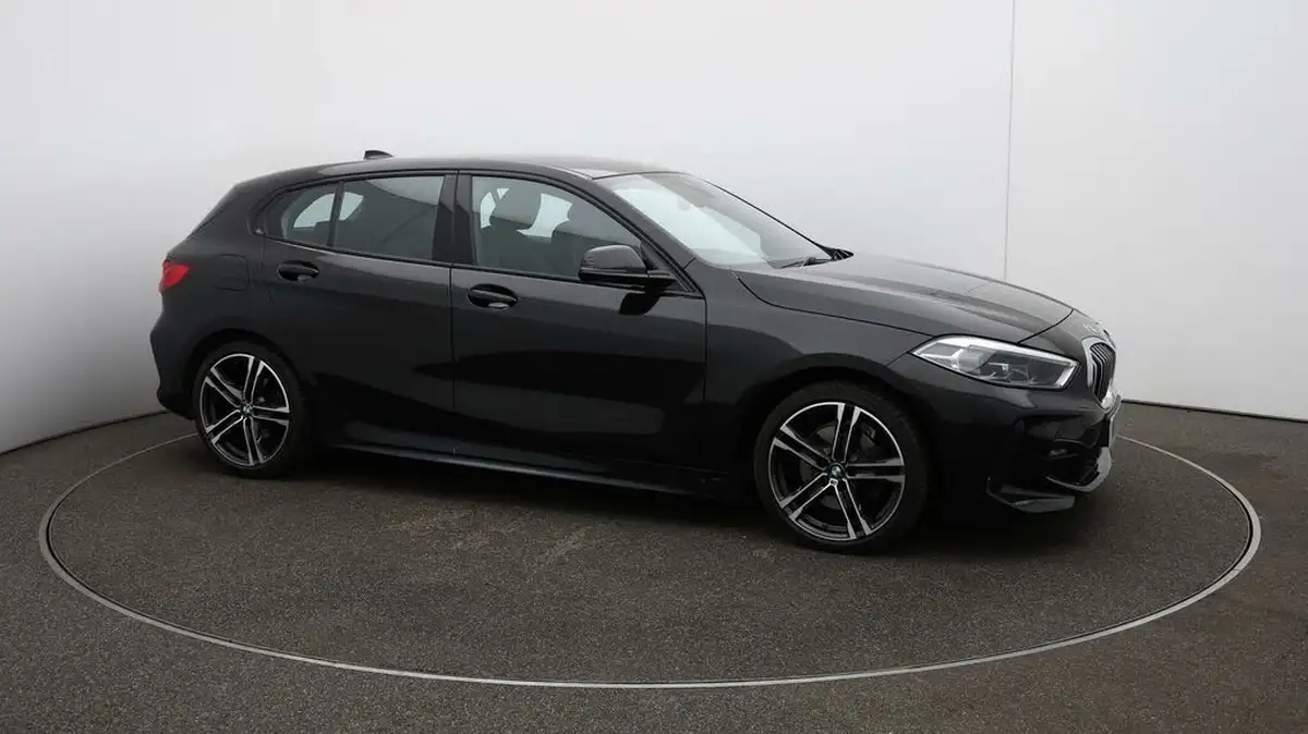 2022-bmw-1-series-15-118i-m-sport-lcp-dct-big-37