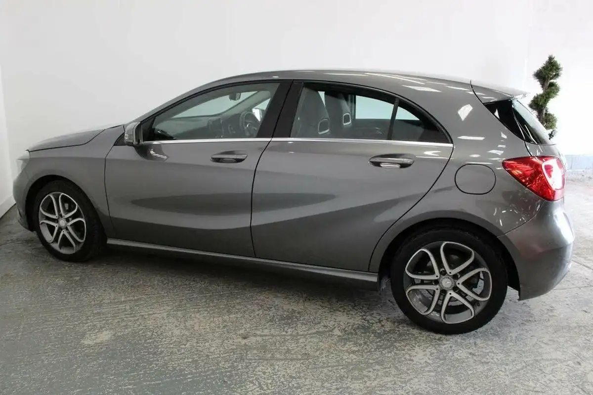 2015-mercedes-benz-a-class-15-cdi-a180-sport-109ps-7g-dct-big-6