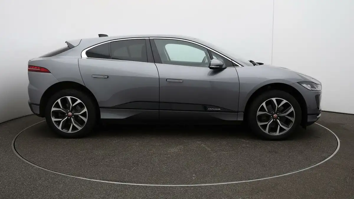 2021-jaguar-i-pace-ev400-hse-big-42