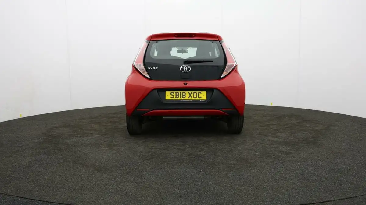 2018-toyota-aygo-10-vvt-i-x-play-71bhp-3d-big-45