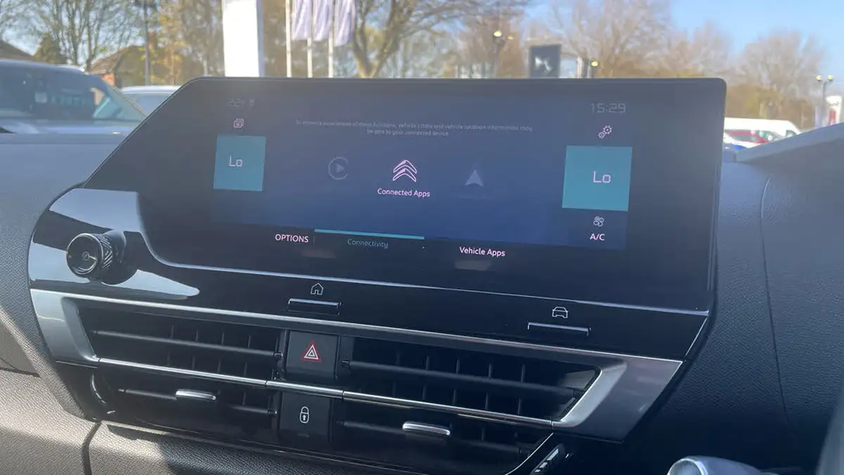 2021-citroen-c4-e-shine-plus-big-31