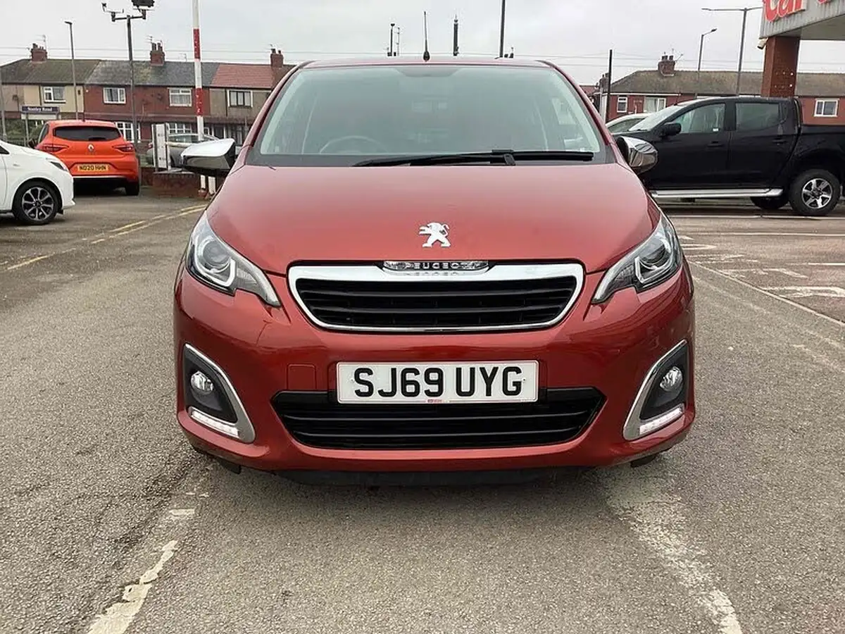 2020-peugeot-108-10-collection-ss-hatchback-big-22