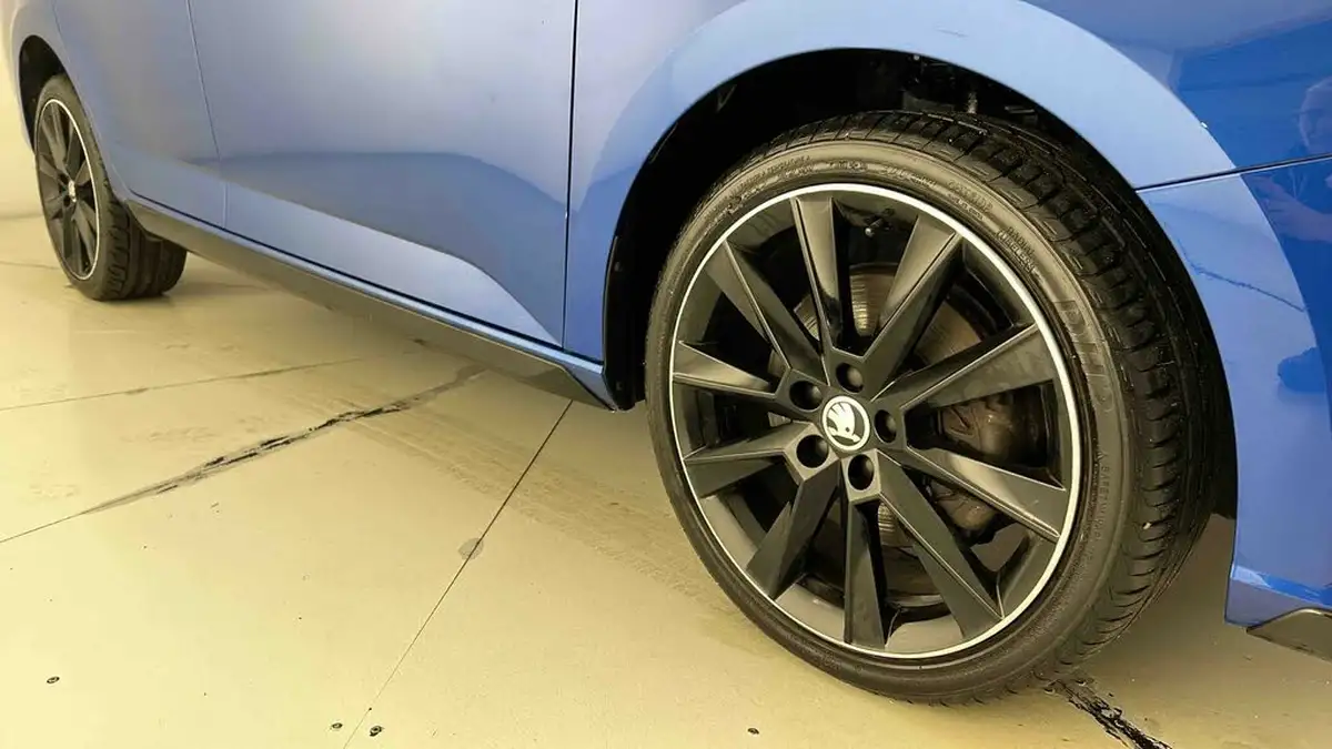 2018-skoda-fabia-10-tsi-monte-carlo-109ps-ss-estate-big-23