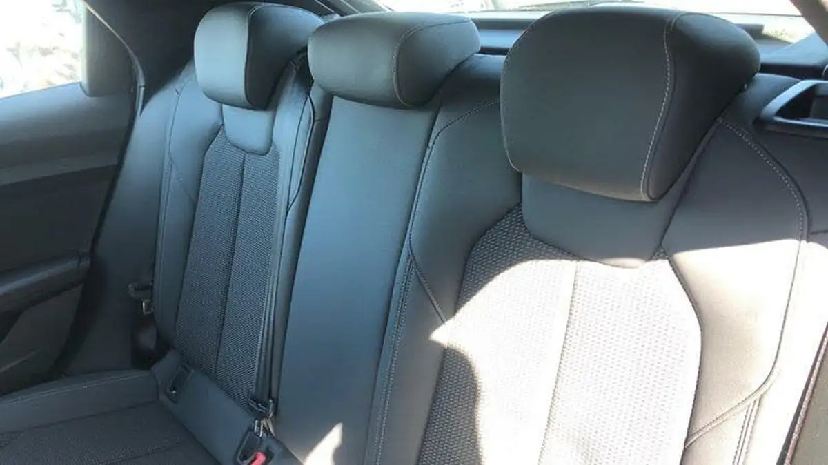 2021-audi-a1-10-30-tfsi-s-line-110ps-tronic-big-16