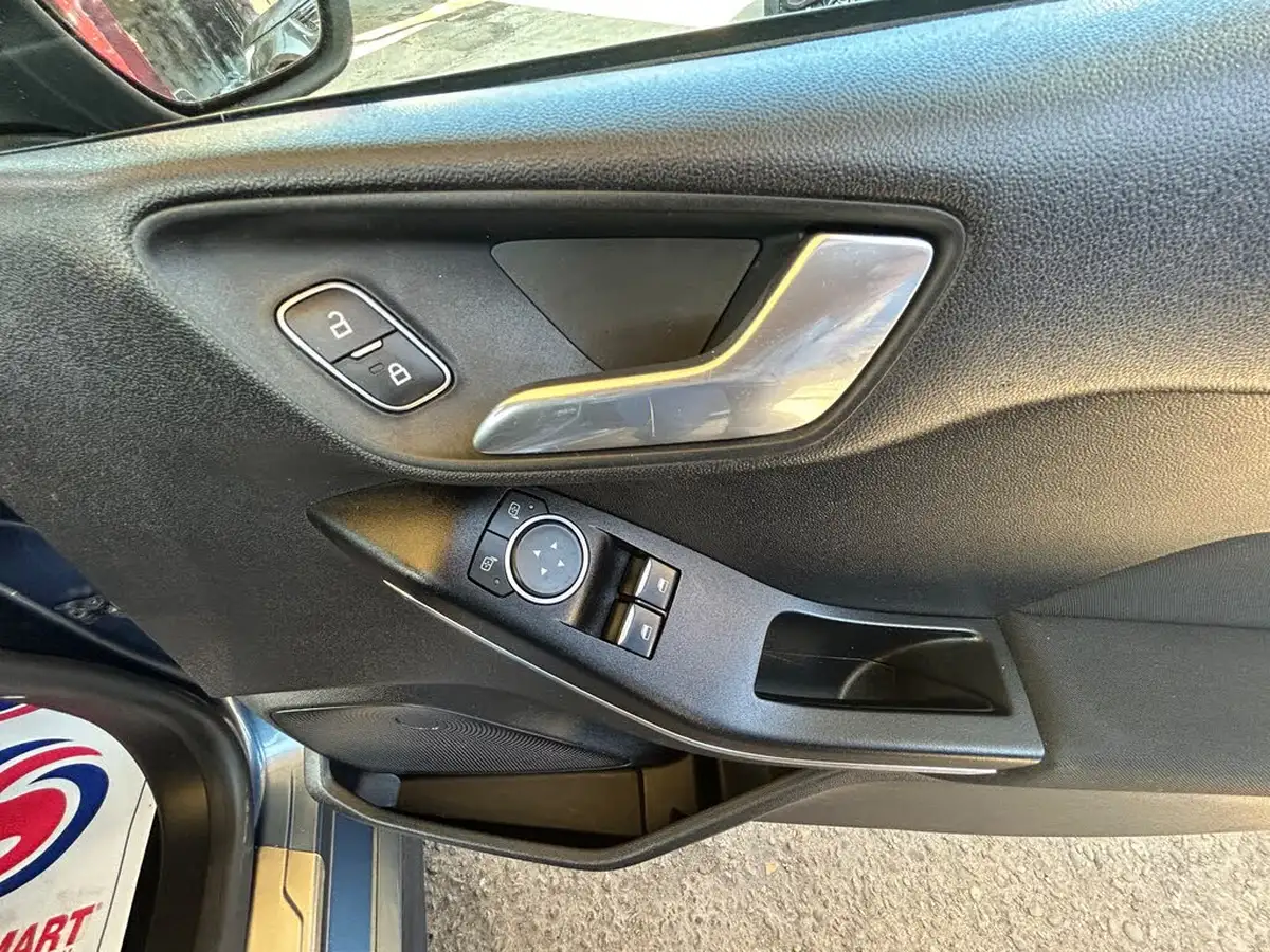 2019-ford-fiesta-10t-st-line-100ps-5d-big-35