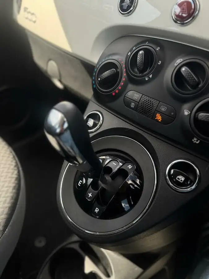 2018-fiat-500-12-pop-dualogic-big-33