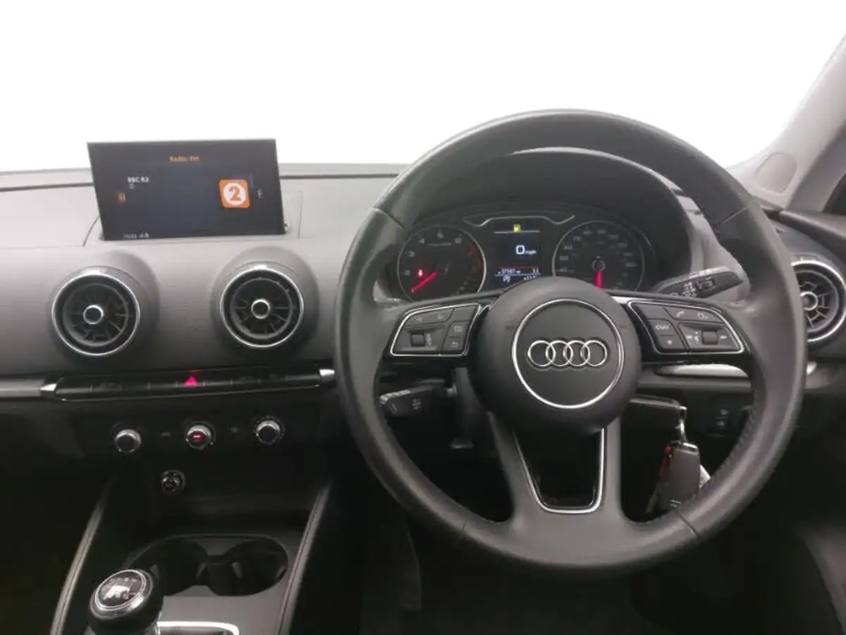 2019-audi-a3-10-30-tfsi-se-technik-big-6