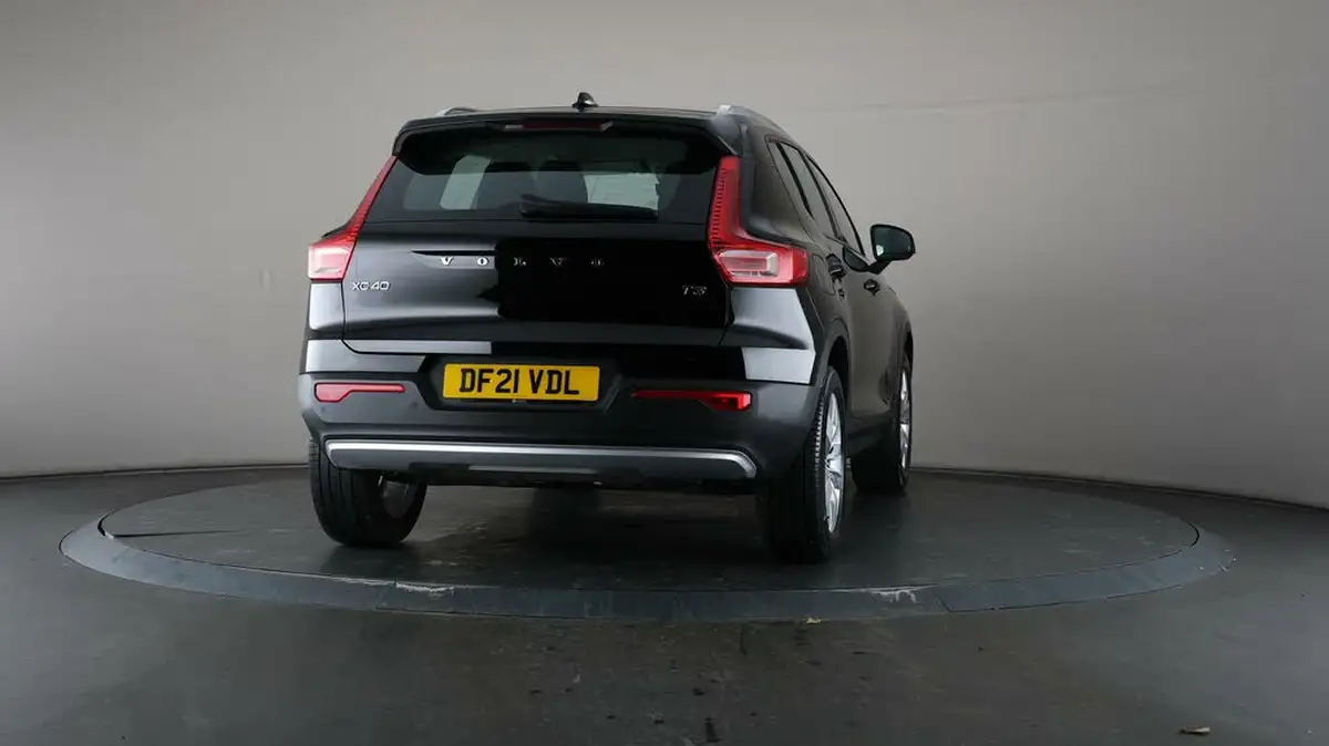 2021-volvo-xc40-15-t3-momentum-161bhp-auto-big-61