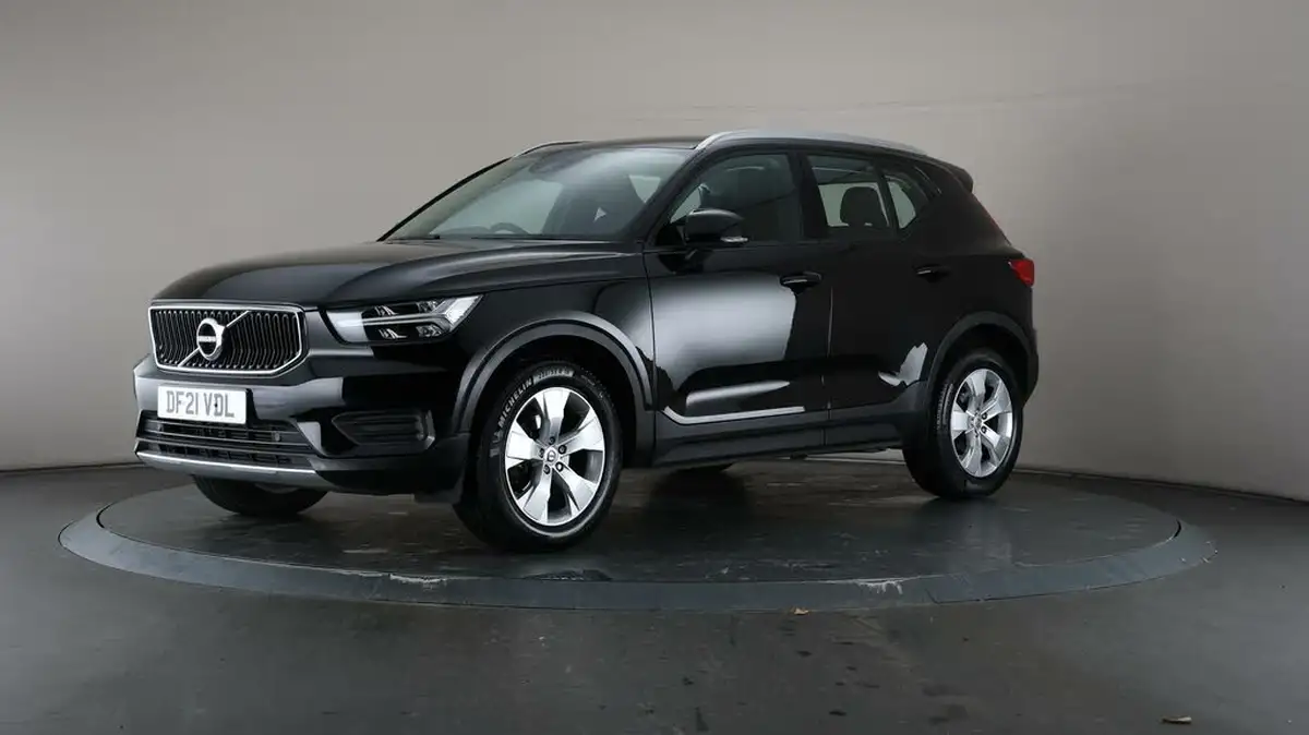 2021-volvo-xc40-15-t3-momentum-161bhp-auto-big-33