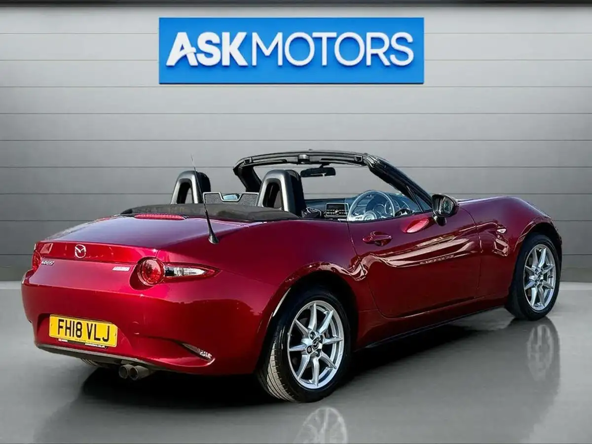 2018-mazda-mx-5-15-se-big-1