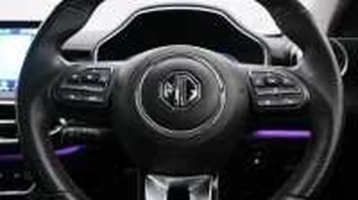 2023-mg-hs-15t-gdi-exclusive-258ps-plug-in-hybrid-auto-big-10