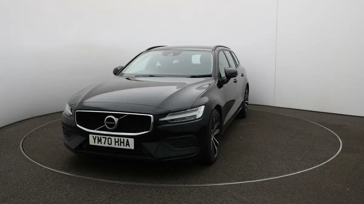 2021-volvo-v60-20-b3-momentum-160bhp-big-30