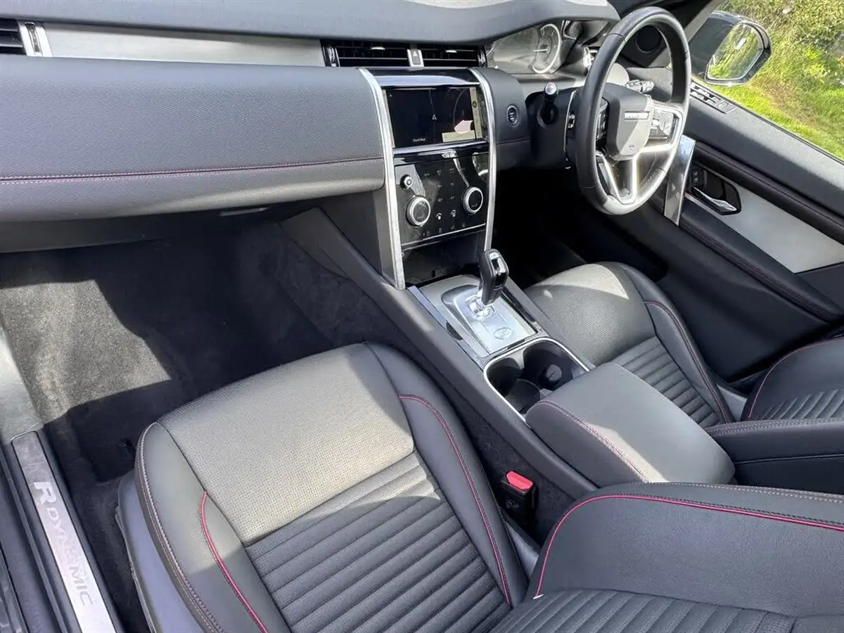 2023-land-rover-discovery-sport-20-d200-urban-edition-big-11