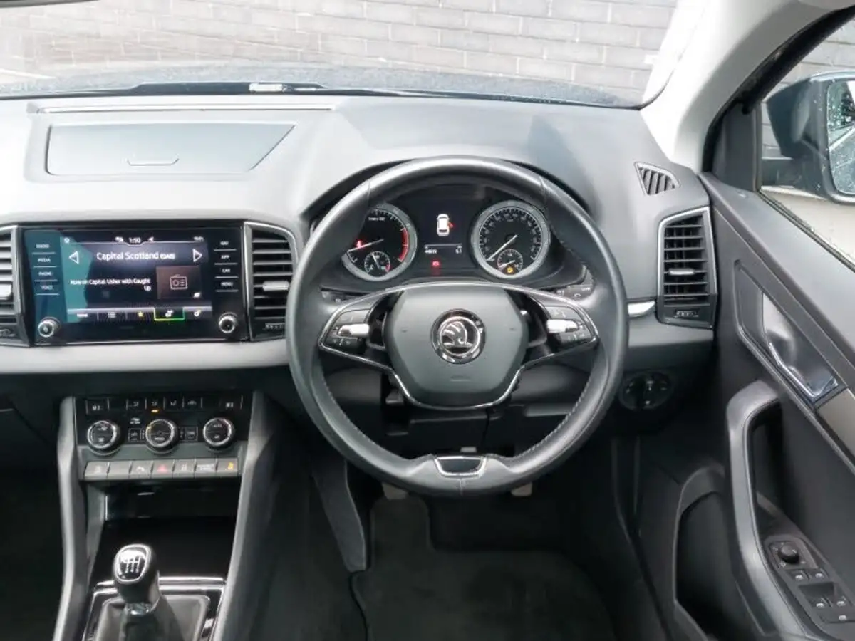2020-skoda-karoq-15-tsi-se-drive-big-6
