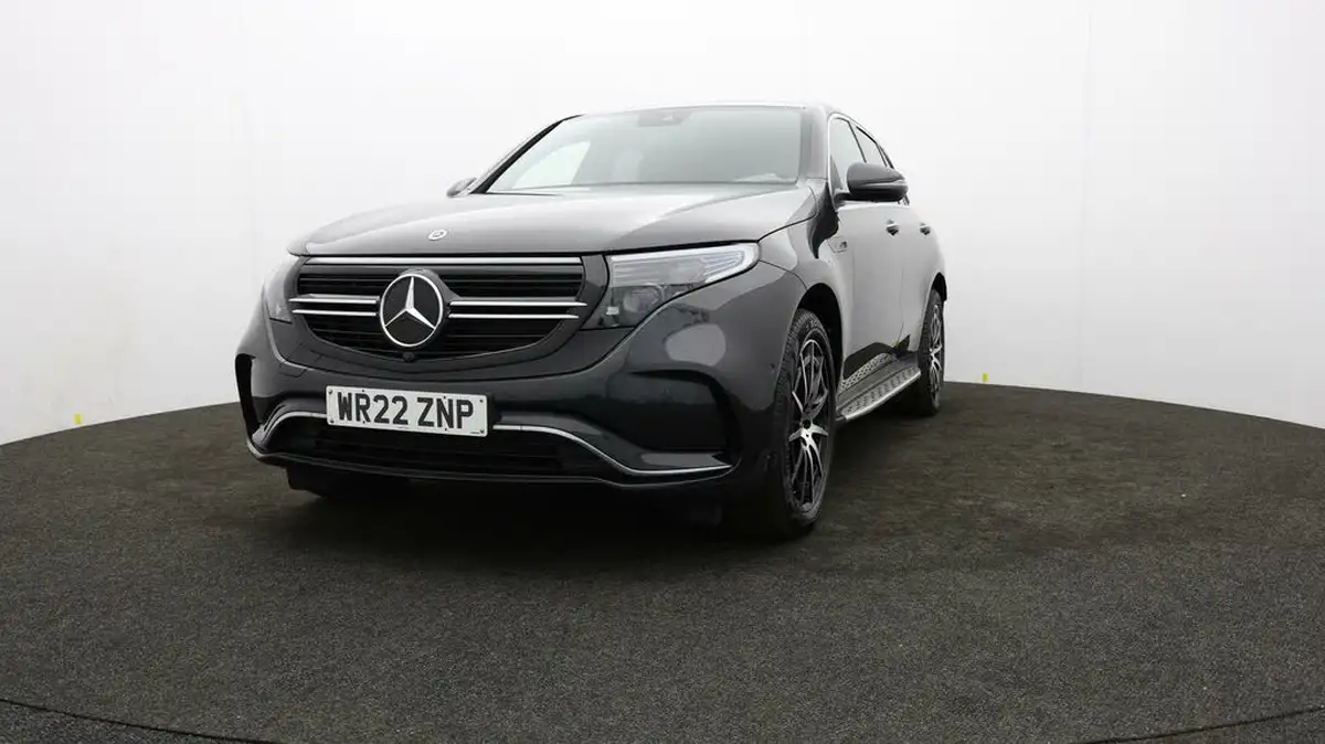 2022-mercedes-benz-eqc-e-eqc-400-amg-line-big-50