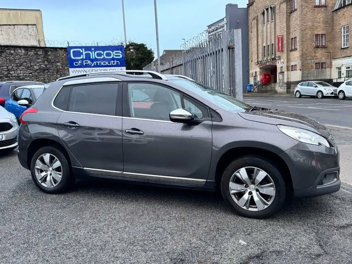 2016-peugeot-2008-crossover-12-puretech-allure-82bhp-big-4