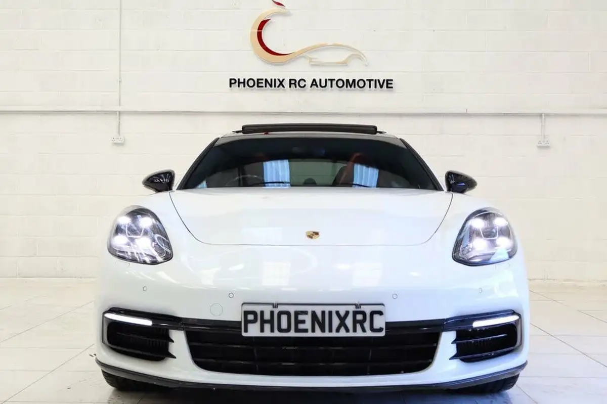2017-porsche-panamera-40-v8-4s-diesel-422ps-sport-turismo-big-2