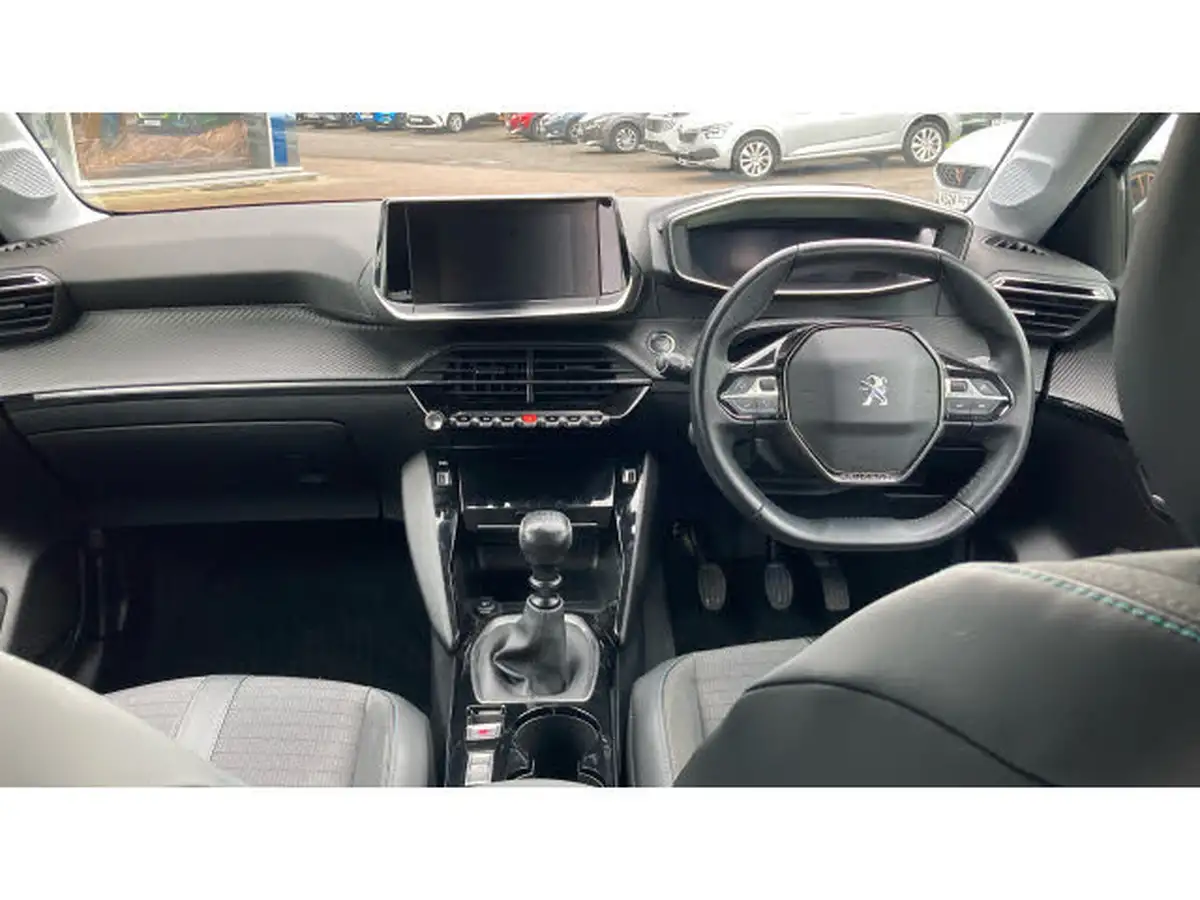 2020-peugeot-208-12-puretech-allure-100bhp-big-9