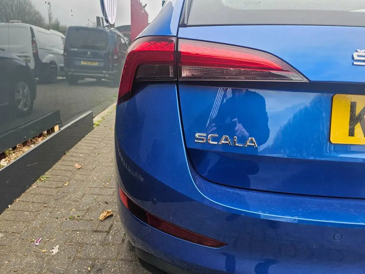 2019-skoda-scala-10-tsi-se-115ps-big-10