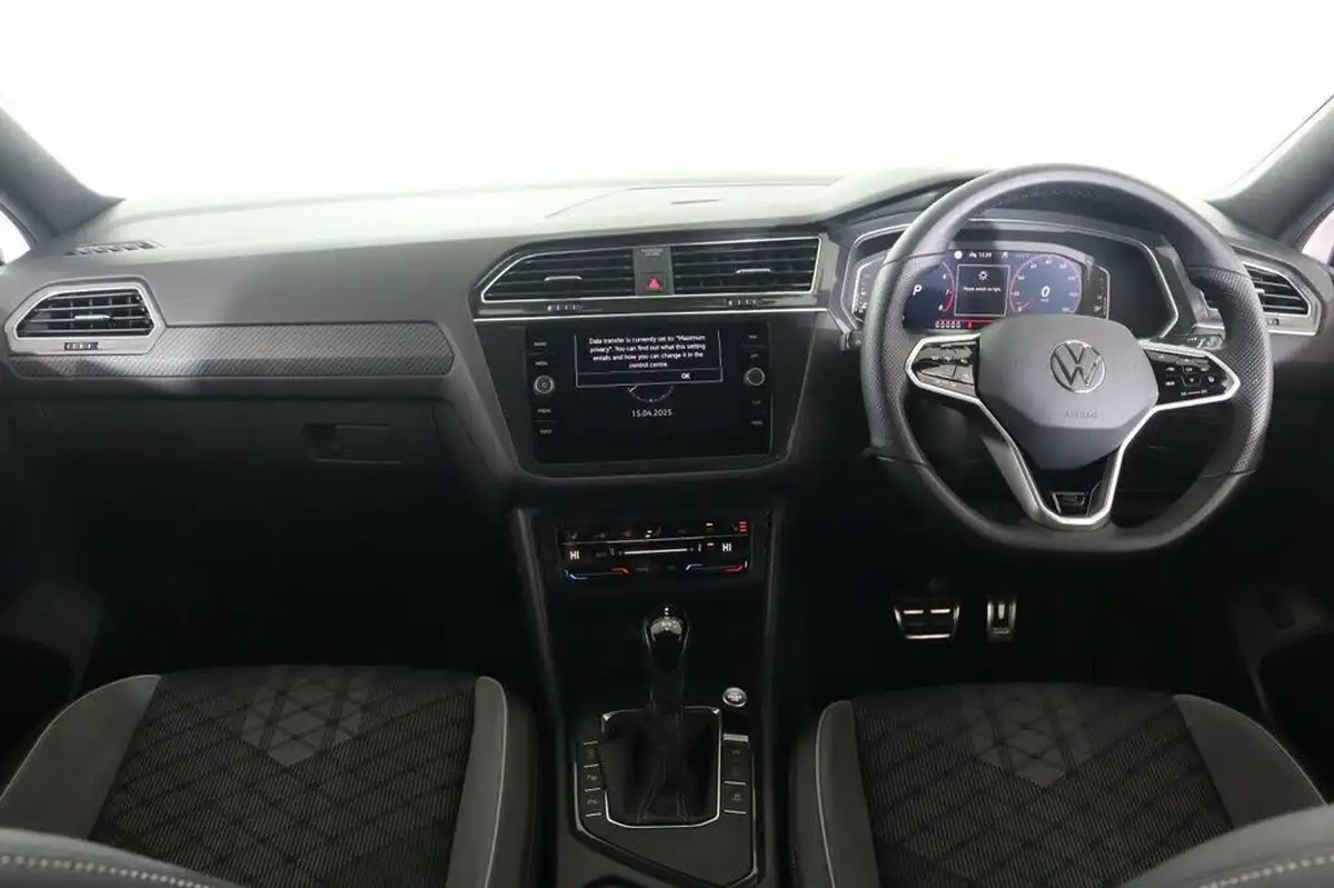 2022-volkswagen-tiguan-allspace-15-tsi-r-line-big-9