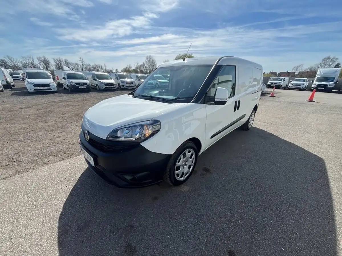 2021-fiat-doblo-cargo-16td-l2h1-maxi-tecnico-120bhpeu6dt-panel-van-big-2