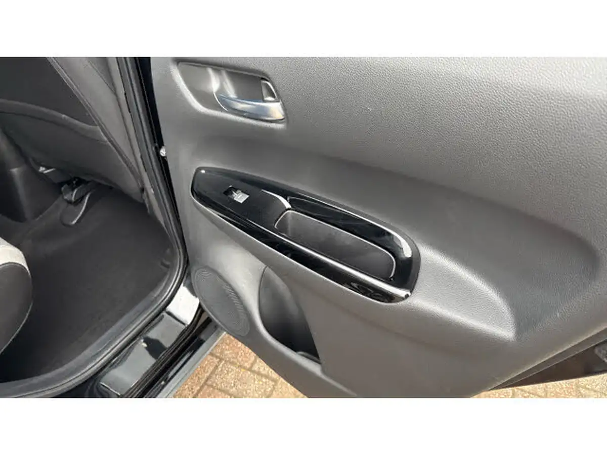 2023-honda-jazz-15-i-mmd-crosstar-ex-big-33