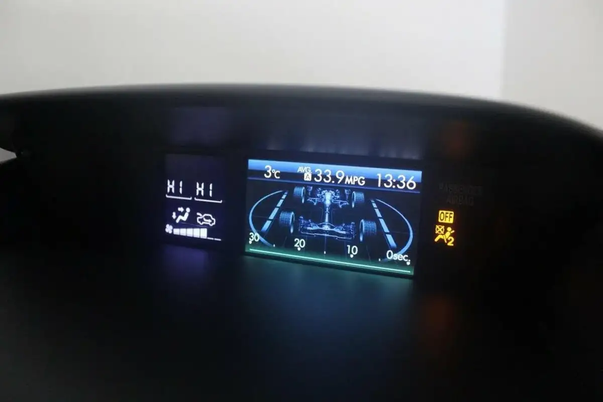 2014-subaru-forester-20-xe-premium-lineartronic-big-28