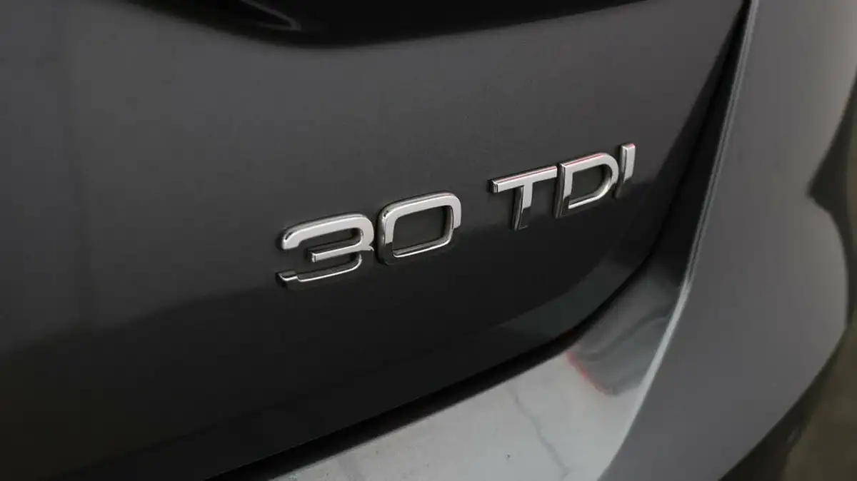 2019-audi-q2-16-30-tdi-s-line-big-20