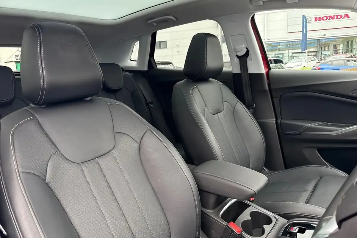 2021-vauxhall-grandland-x-16-ultimate-big-23
