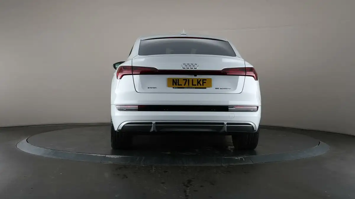 2021-audi-e-tron-55e-s-line-sportback-big-29