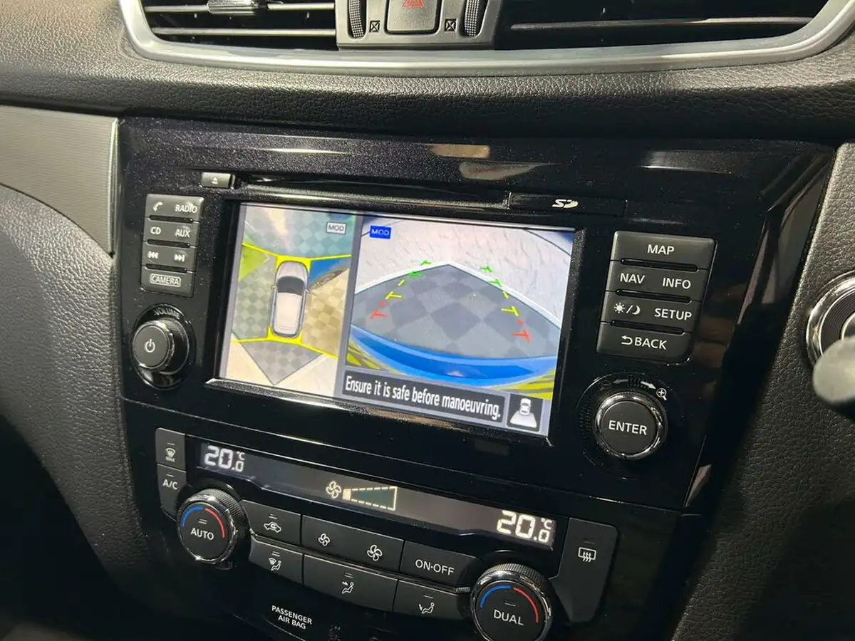 2018-nissan-qashqai-12-dig-t-n-connecta-big-23