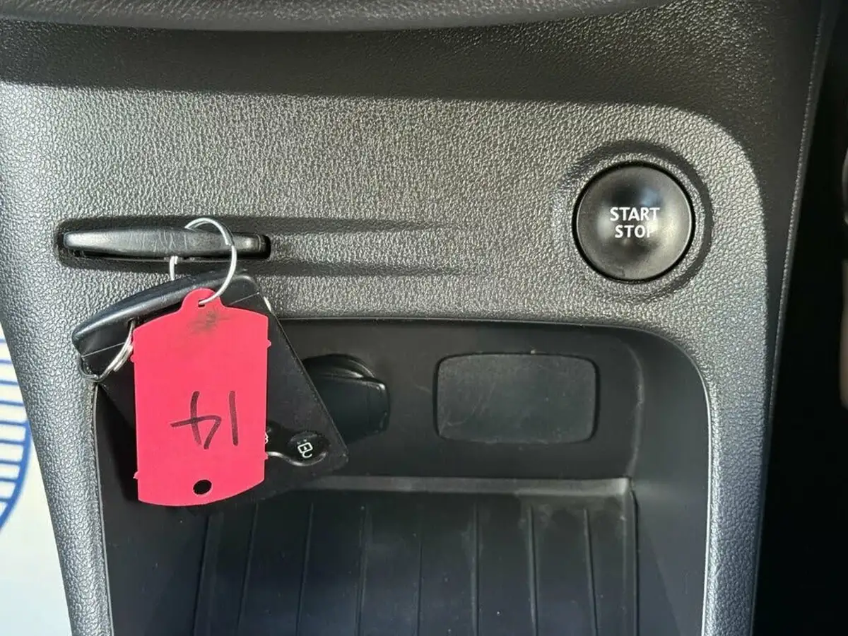 2018-renault-captur-12-tce-dynamique-s-nav-big-23