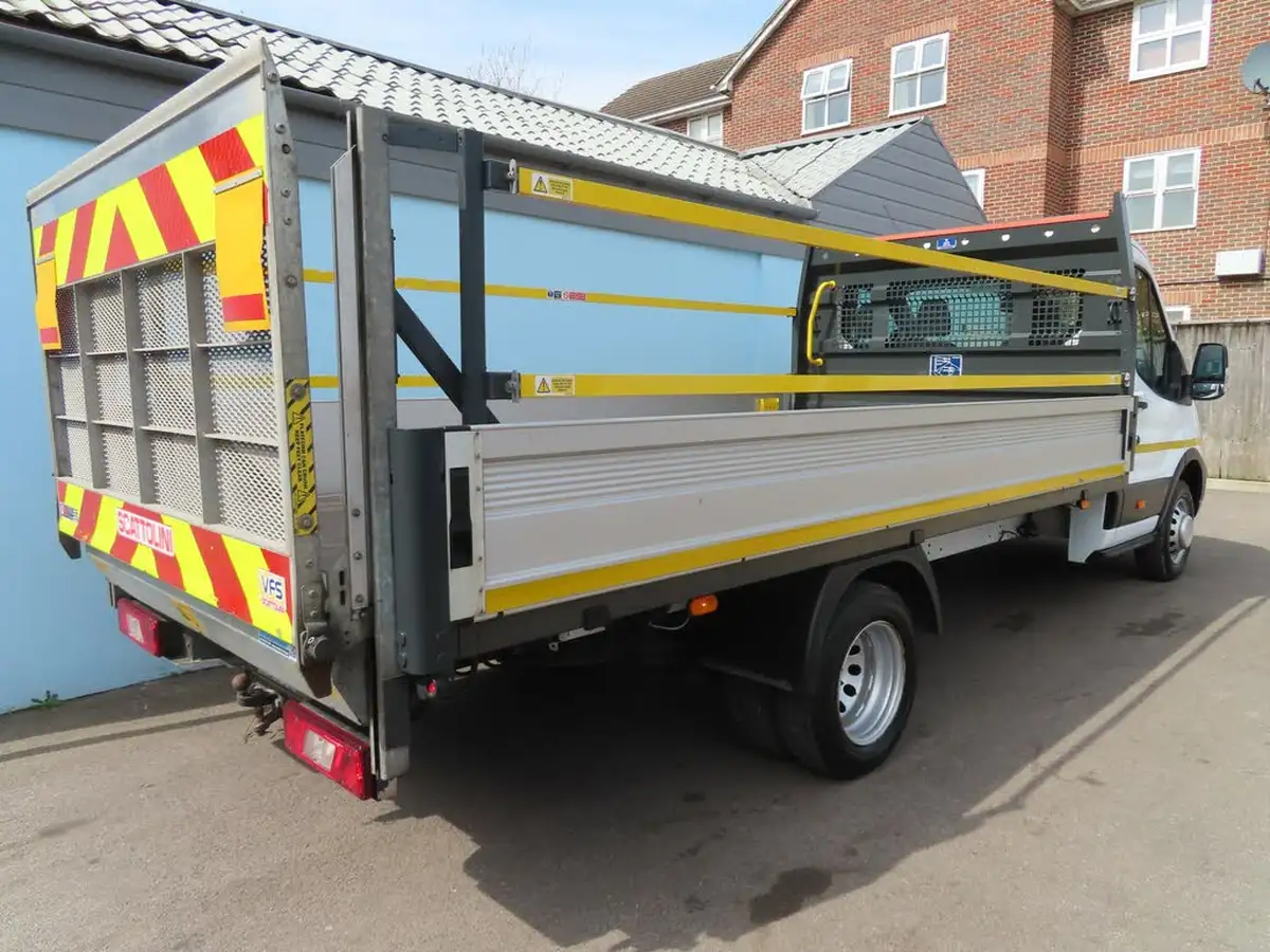 2022-ford-transit-20tdci-350-l2h1-leader-130pseu6dt-fwd-cab-big-15